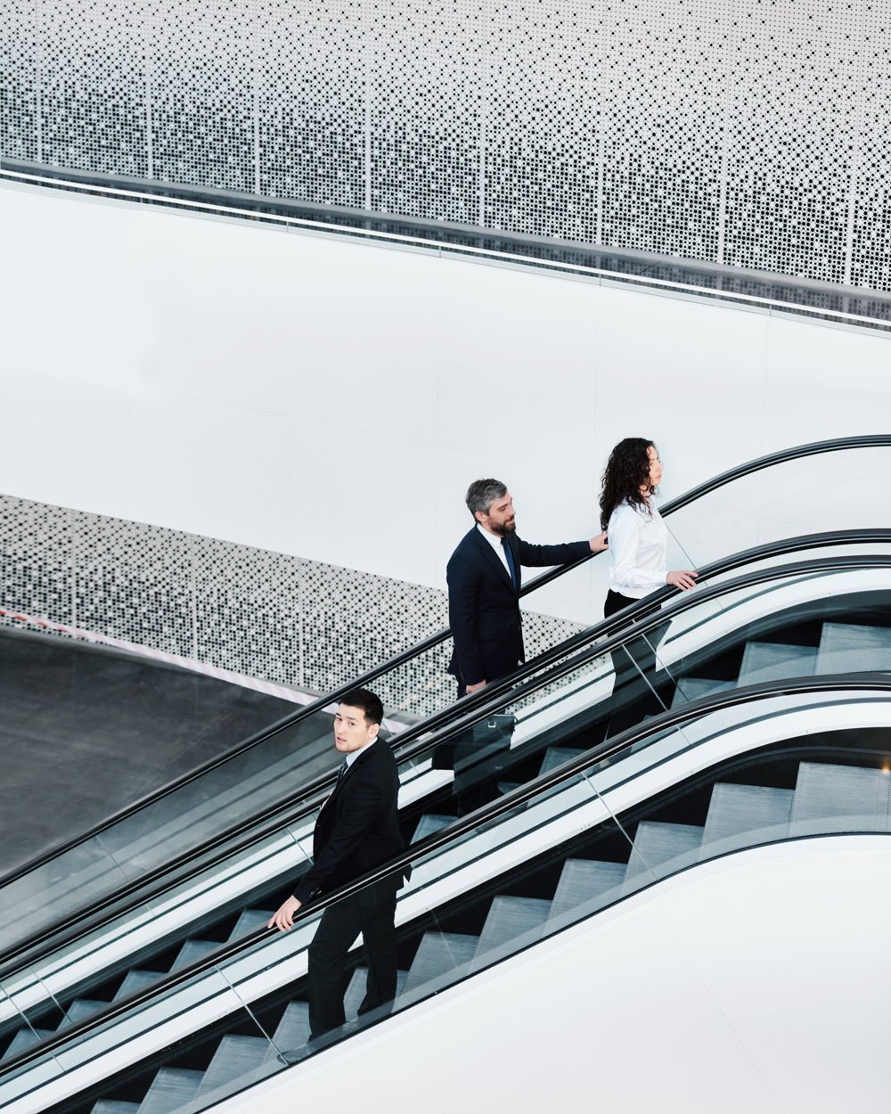 Group-on-escalator